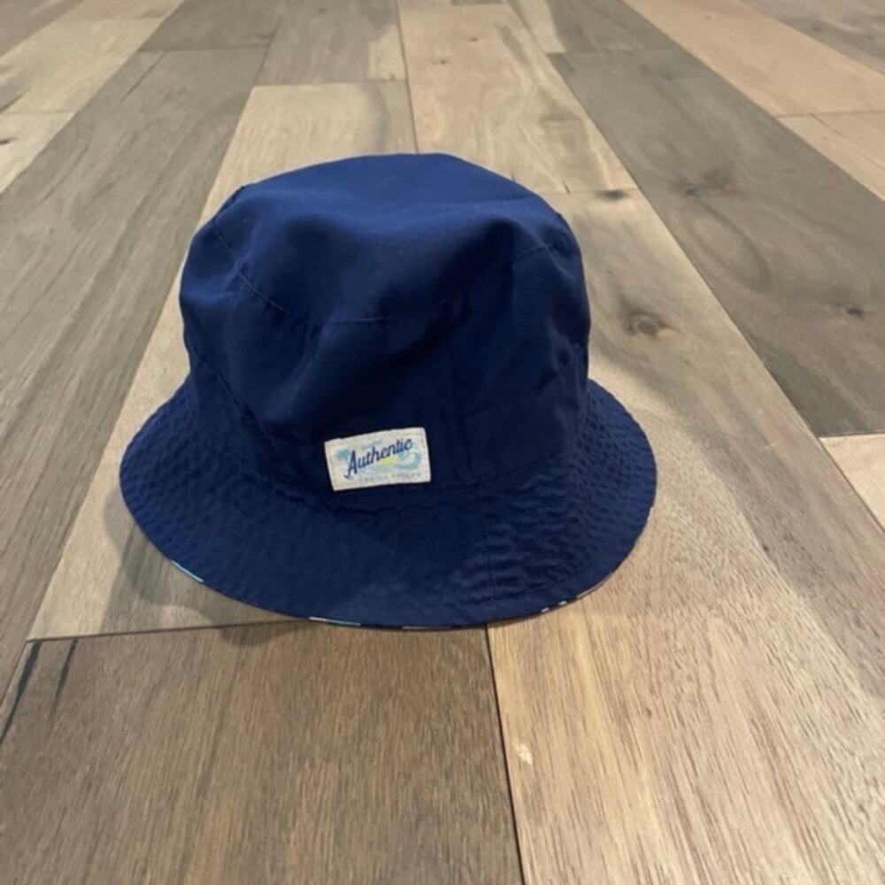 Carter’s sun hat size 2T - 5T
